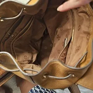 Tory Burch Brody Backpack Color Bark Tory Burch Brown Leather Brody Backpack Tory Burch | TLC US main image 4
